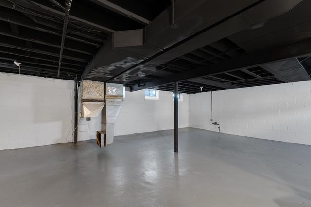 18926 Ashton Avenue, Detroit, MI 48219