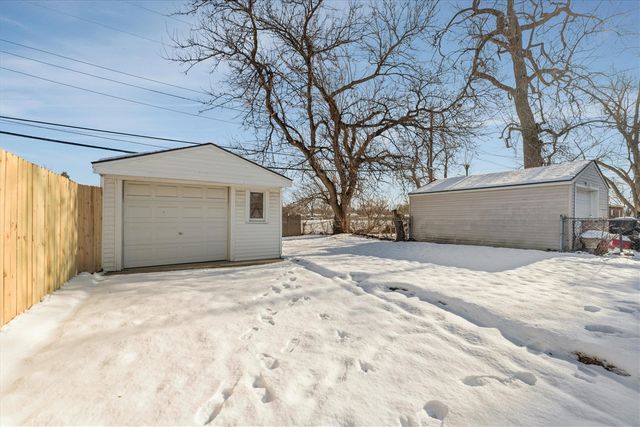 18926 Ashton Avenue, Detroit, MI 48219