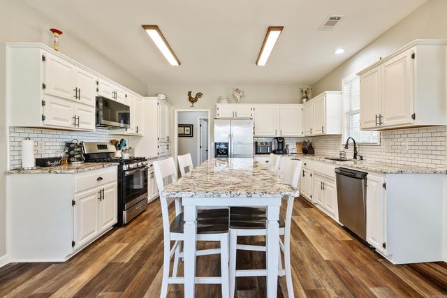 292 Woodland Cove, Malvern, AR 72104