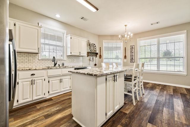 292 Woodland Cove, Malvern, AR 72104