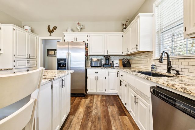 292 Woodland Cove, Malvern, AR 72104