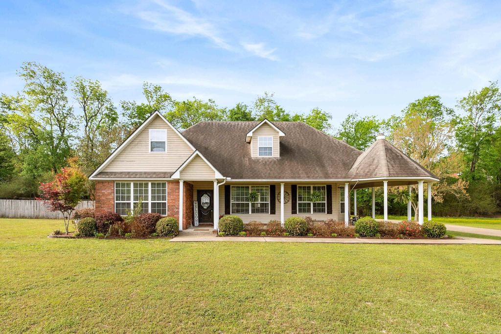 292 Woodland Cove, Malvern, AR 72104