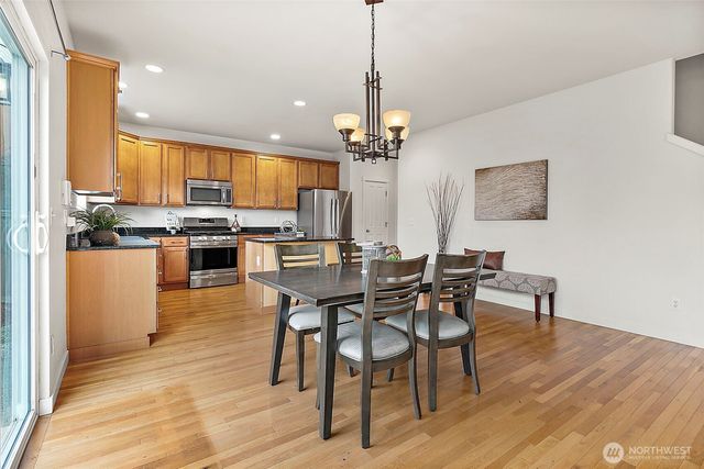 27729 257th Avenue SE, Maple Valley, WA 98038