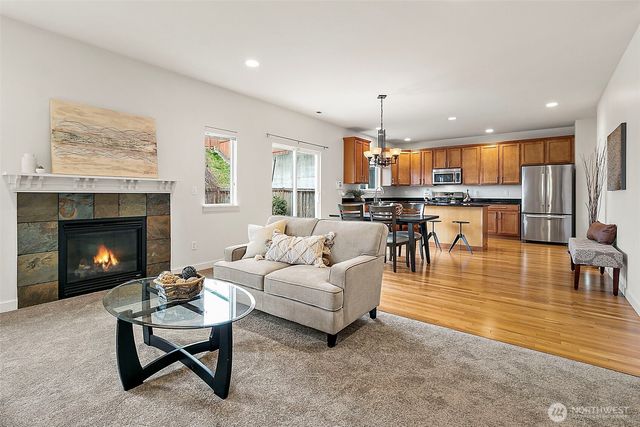 27729 257th Avenue SE, Maple Valley, WA 98038