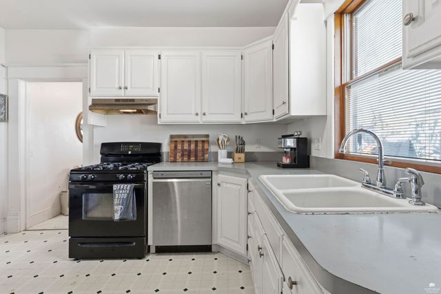 411 Vine Street, Wamego, KS 66547