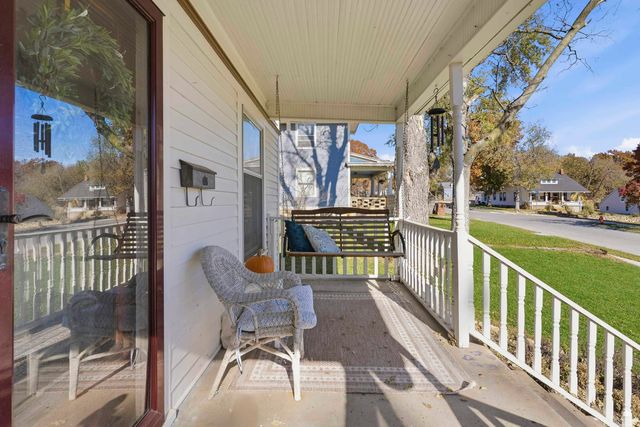 411 Vine Street, Wamego, KS 66547