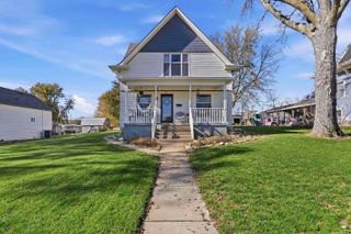 411 Vine Street, Wamego, KS 66547