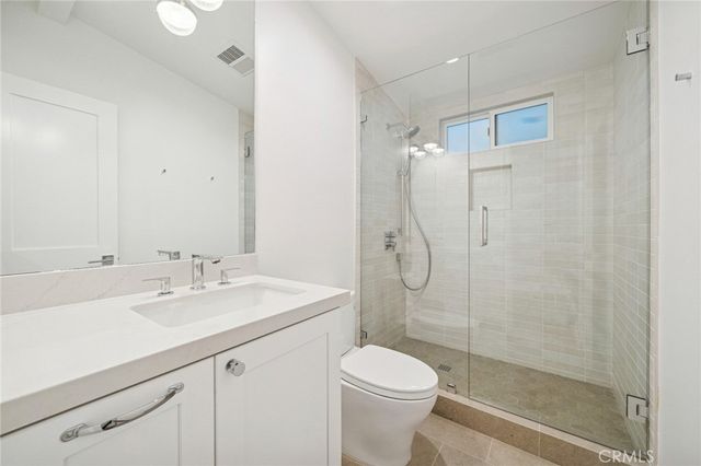 212 40th Street B, Newport Beach, CA 92663