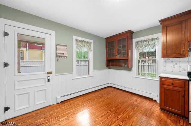 47 Main St, Califon Boro, NJ 07830