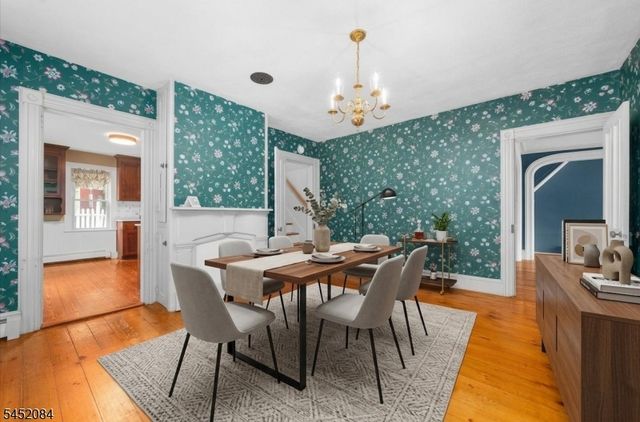 47 Main St, Califon Boro, NJ 07830
