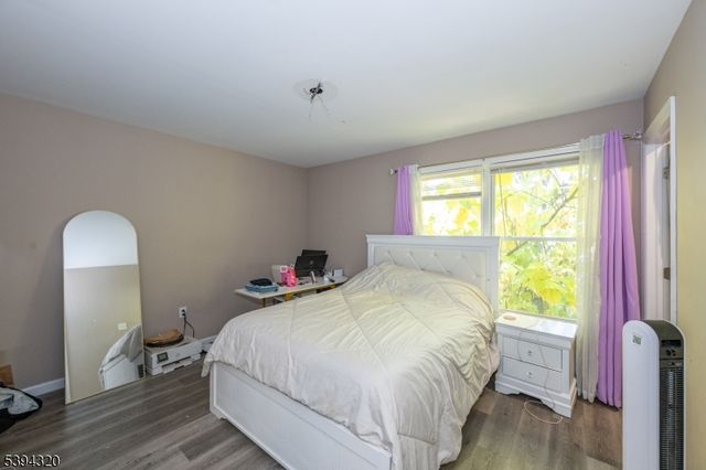 127 Godwin Ave, Paterson City, NJ 07501