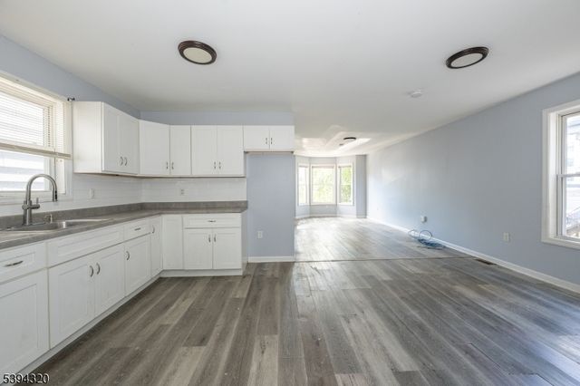 127 Godwin Ave, Paterson City, NJ 07501