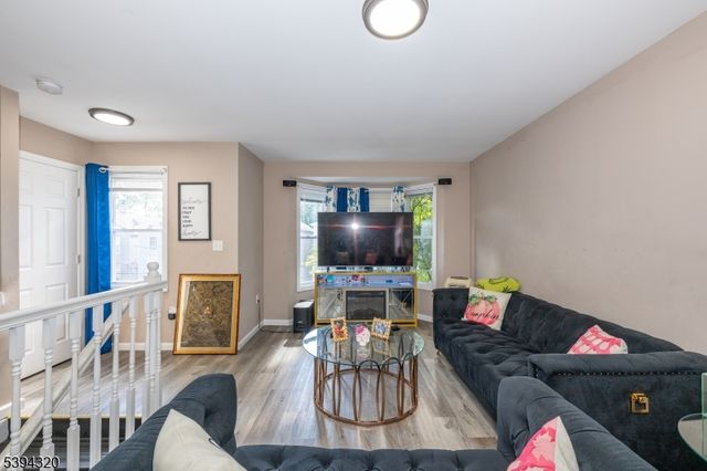 127 Godwin Ave, Paterson City, NJ 07501