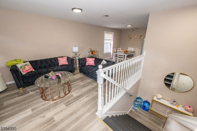 127 Godwin Ave, Paterson City, NJ 07501