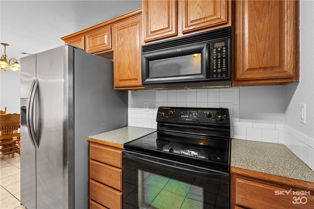 1002 Applewood Circle, Centerton, AR 72719