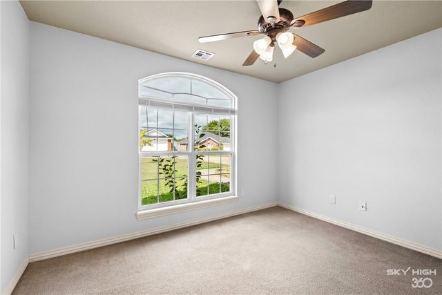 1002 Applewood Circle, Centerton, AR 72719