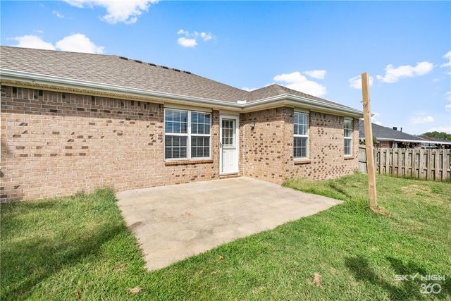 1002 Applewood Circle, Centerton, AR 72719