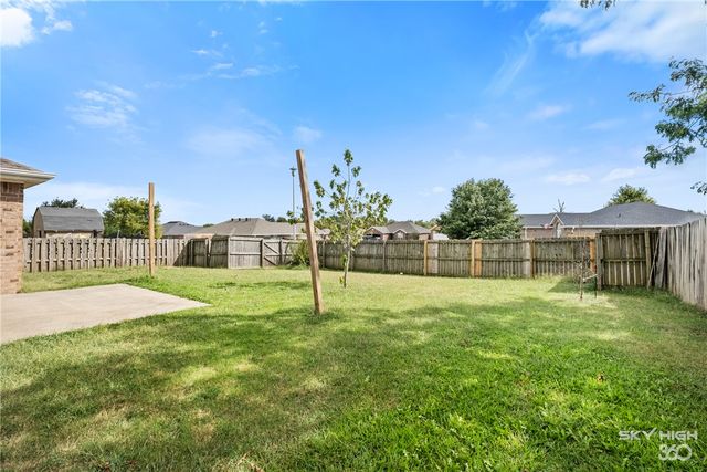 1002 Applewood Circle, Centerton, AR 72719