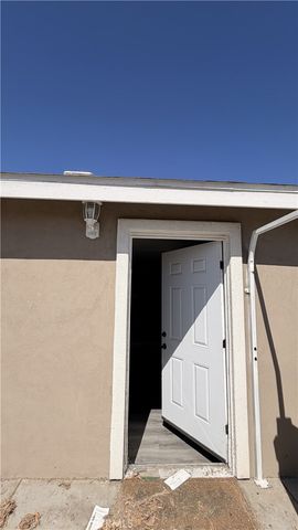 18623 Orange Street, Bloomington, CA 92316