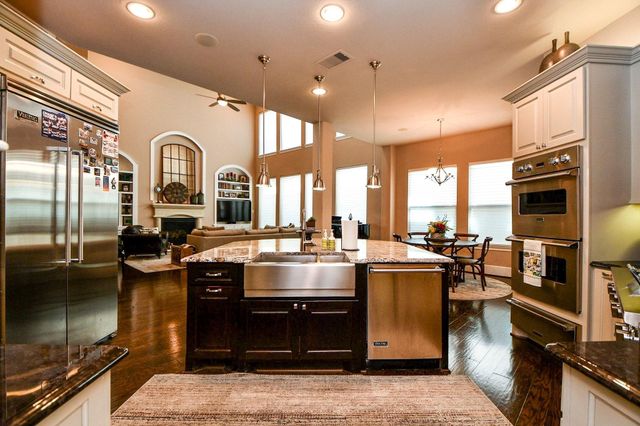 618 Yellow Tulip Trail, Houston, TX 77079