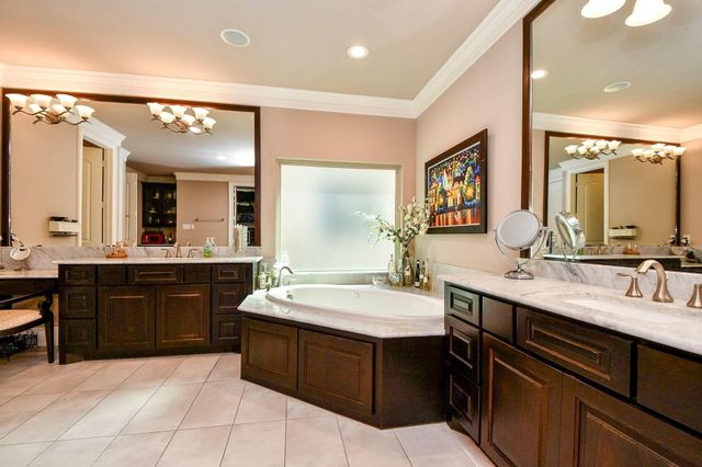 618 Yellow Tulip Trail, Houston, TX 77079