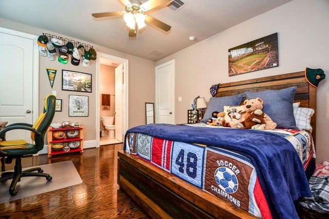 618 Yellow Tulip Trail, Houston, TX 77079