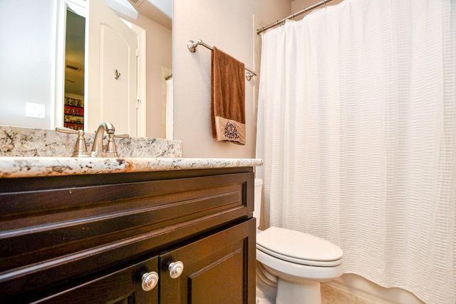 618 Yellow Tulip Trail, Houston, TX 77079