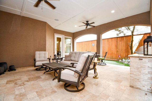 618 Yellow Tulip Trail, Houston, TX 77079