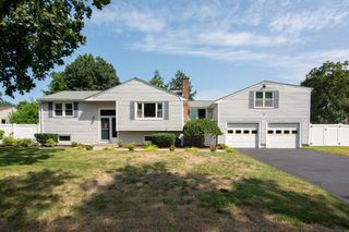 3 Jay Dr., Framingham, MA 01701
