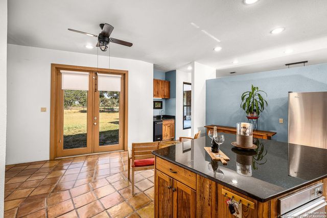 4025 Marion Rd, Marion, TX 78124