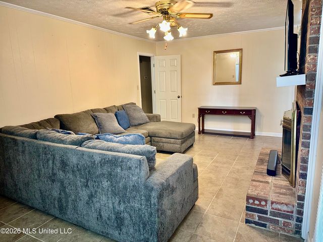 321 Sharon Hills Drive, Jackson, MS 39212