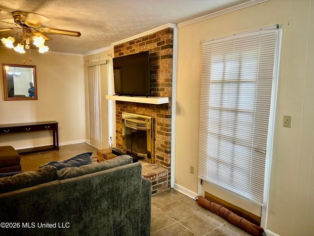 321 Sharon Hills Drive, Jackson, MS 39212
