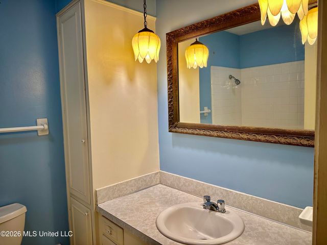 321 Sharon Hills Drive, Jackson, MS 39212