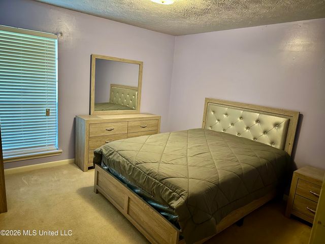 321 Sharon Hills Drive, Jackson, MS 39212