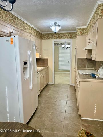 321 Sharon Hills Drive, Jackson, MS 39212