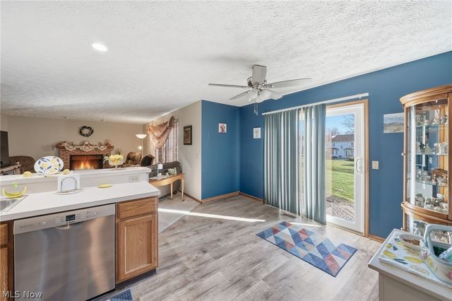 8294 Turquoise Avenue NE, Canton, OH 44721