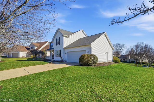 8294 Turquoise Avenue NE, Canton, OH 44721