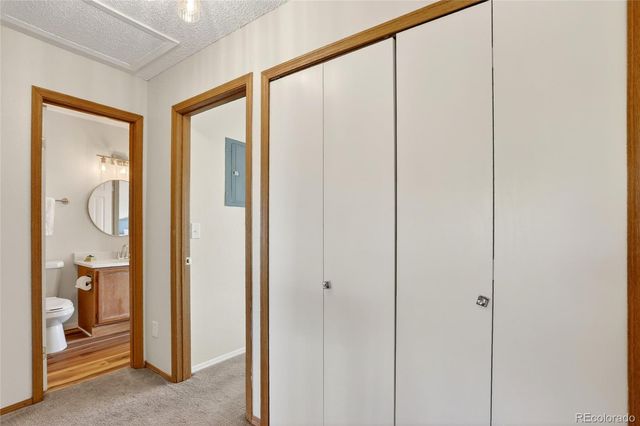 9463 Lou, Thornton, CO 80260