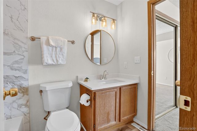 9463 Lou, Thornton, CO 80260