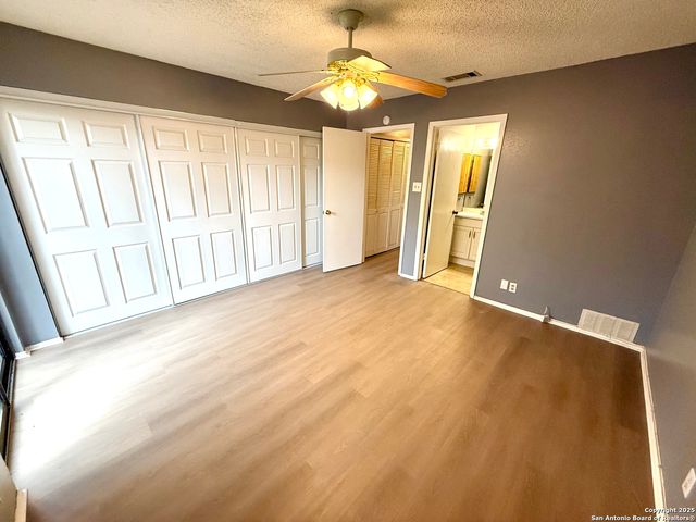 5310 GAWAIN DR, San Antonio, TX 78218