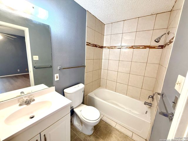 5310 GAWAIN DR, San Antonio, TX 78218
