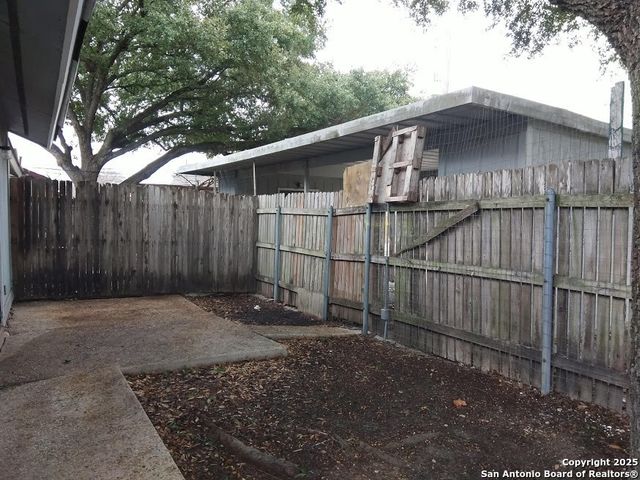 5310 GAWAIN DR, San Antonio, TX 78218