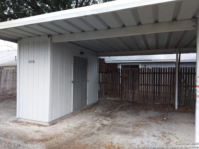 5310 GAWAIN DR, San Antonio, TX 78218