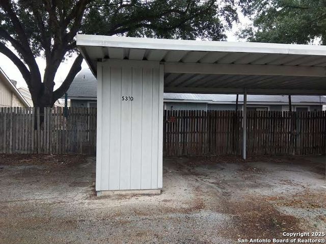 5310 GAWAIN DR, San Antonio, TX 78218