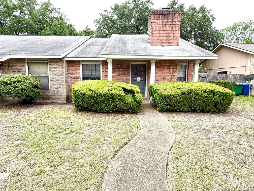5310 GAWAIN DR, San Antonio, TX 78218