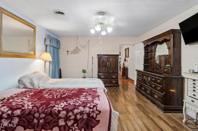 152 Webb Drive, Bluff City, TN 37618