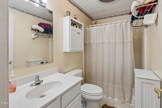 152 Webb Drive, Bluff City, TN 37618