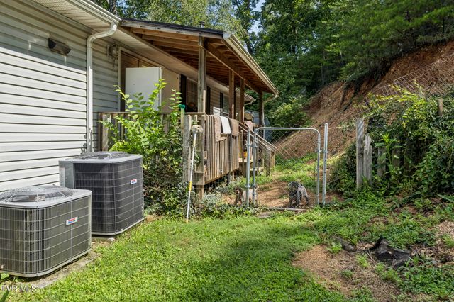 152 Webb Drive, Bluff City, TN 37618