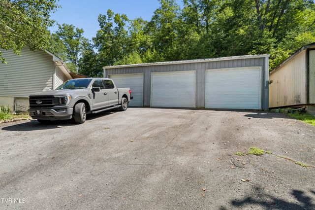 152 Webb Drive, Bluff City, TN 37618