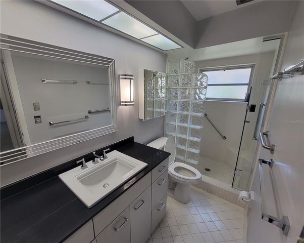 1657 S LAKE AVENUE 3, Clearwater, FL 33756